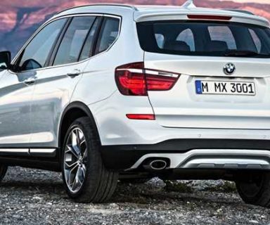 BMW X3: come sostituire la spazzola del tergicristallo posteriore